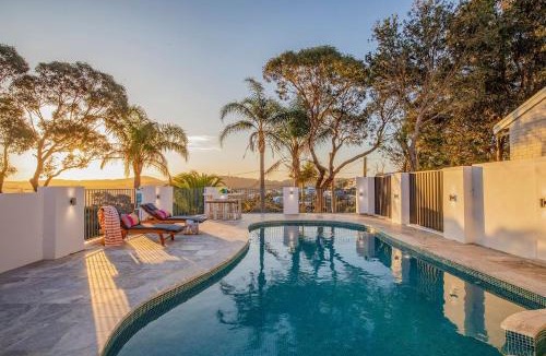 Copacabana House | Manor Del Monte - Poolside Bliss and Oceanfront Oasis