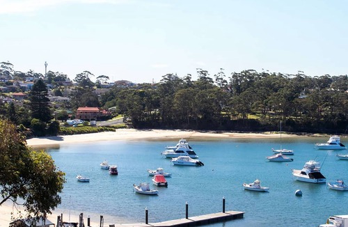 Ulladulla Apartment | Marina View - Stylish spacious apartment overlooking the beautiful Harbour