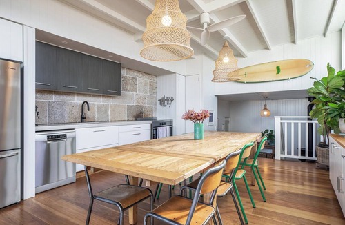Maroubra House | Maroubra Escape Beachside Charm and Ocean Glimpses