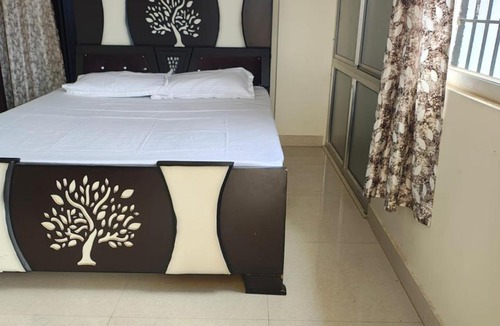 Danapur House | Maruti Primium Homestay