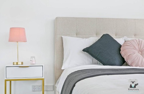 Mascot Apartment | Mascot Spacious Brand New 2Bed +Parking NMA260-6