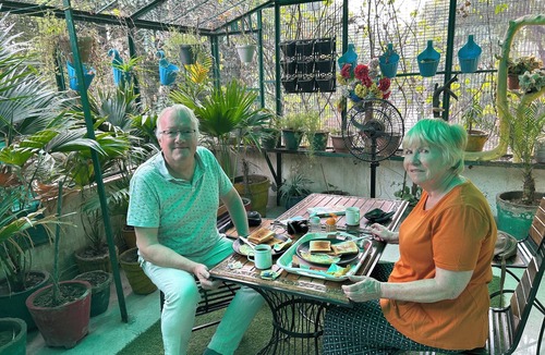 Taj Ganj Bed & Breakfast | Max