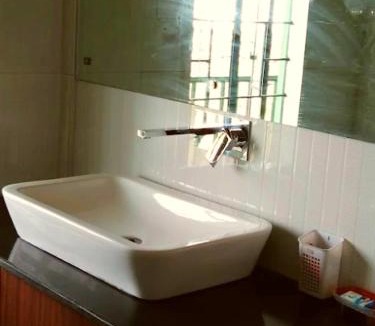 Cherrapunji Hotel | Me Me Ai Haven