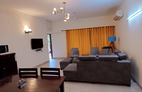 East of Kailash Hotel | Mintstar Apartment And Suites, East Of Kailash