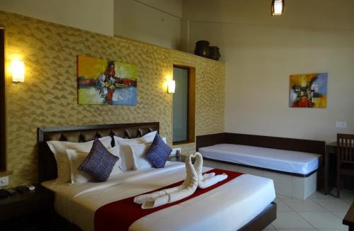 Lonavala Resort | Misty Meadows, Lonavala