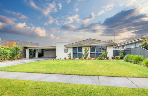 Moama House | Moama Holiday Home - Central location