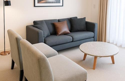 Haymarket Apartment | Modern 2-Bed Apartment in the Heart of Haymarket