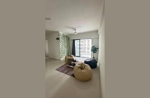 Chandkheda Apartment | Modern 3BHK Retreat With Ample Space & Comfort