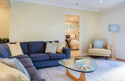 Moffat Beach House | Moffat Beach Gem - Steps to Surf, Trails, Cafes