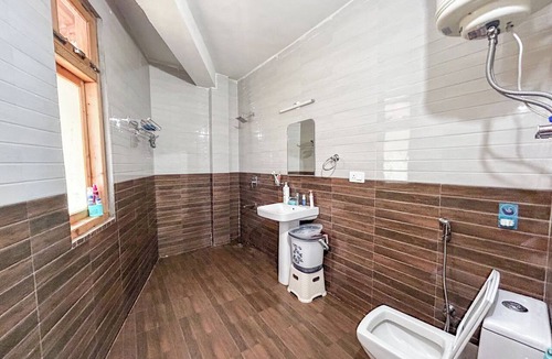 Gadherni Villa | MonAmis Home