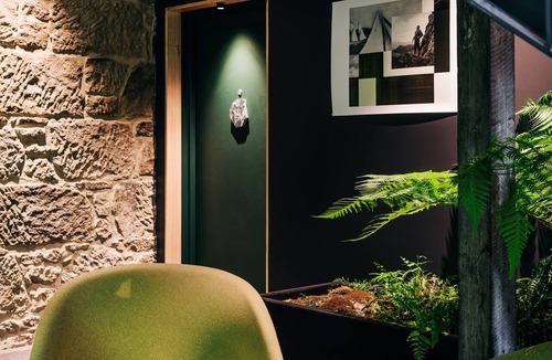 Battery Point Hotel | Moss Hotel