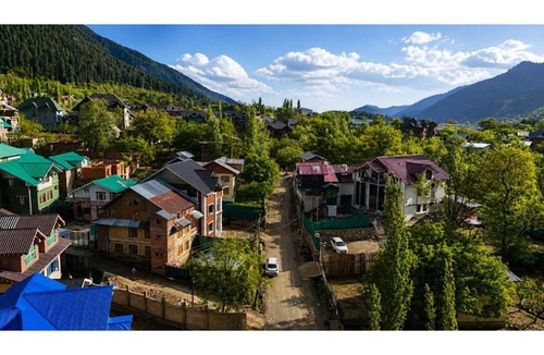 Pahalgam Hotel | Mountain Mist