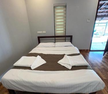 Munroe Island Bed & Breakfast | Munroe Morris