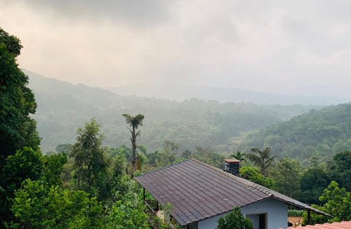 Somvarpet House | Naisarga hill view homestay