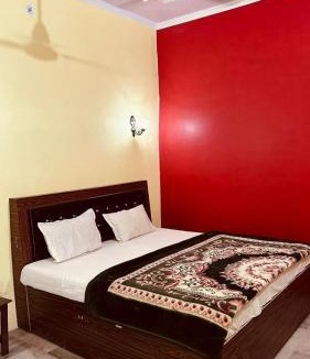 Faizabad Hotel | Narayan stay Guesthouse