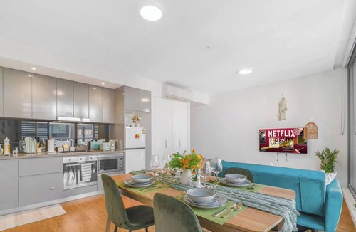 Chinatown Apartment | Near Chinatown公寓：步行3分轻轨&近中央站&达令港