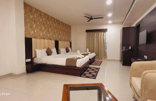 Faizabad Hotel | Neelkanth
