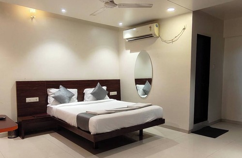 Swargate Hotel | New Era Lodging