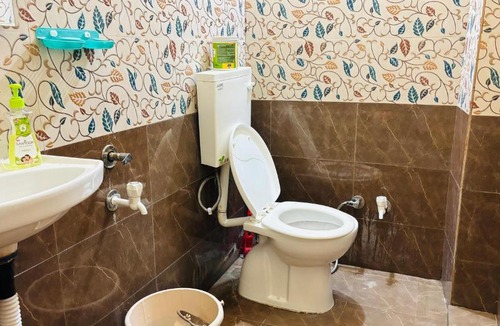Raipur Hotel | New royal dormitory