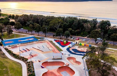 Umina Beach Hotel | Nightcap at Ocean Beach Hotel