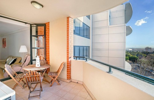 North Sydney Apartment | North Sydney - AX301 Napier St - Spacious 2BR in North Sydney with Parking, Gym Pool Access