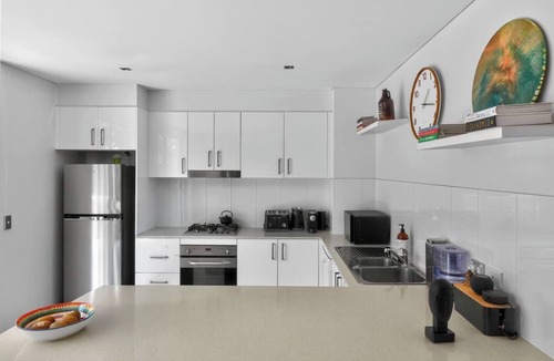 Brookvale Apartment | Northern Breeze Terrace Haven near Curl Curl Beach
