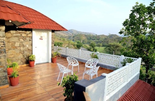 Udaipur Villa | Oakwood Villa By Ebony Stays – Premium Holiday Villa in Udaipur with Pool