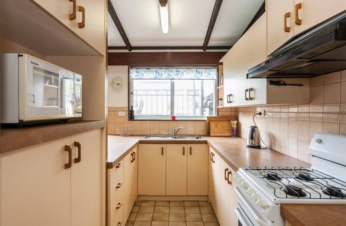 Anglesea House | Ocean Sounds - Anglesea