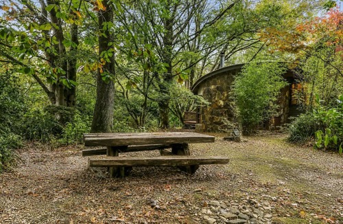 Olinda Cabin | Olinda Beech 2 by Ready Set Stay (2 bedroom)