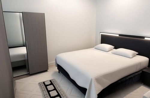Naini Hotel | Om palace