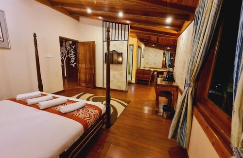 Darjeeling Hotel | Omega Residency