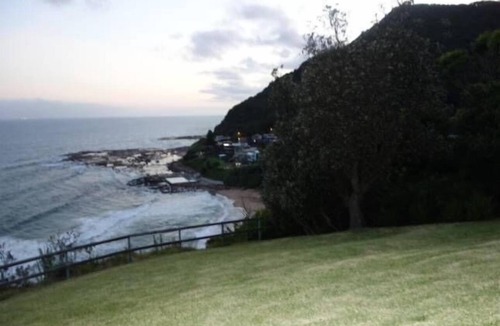 Coalcliff House | ON THE EDGE COALCLIFF