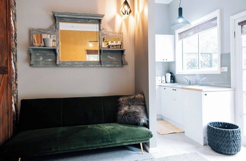 Arcadia Cottage | One Bedroom Studio with a Shared Pool