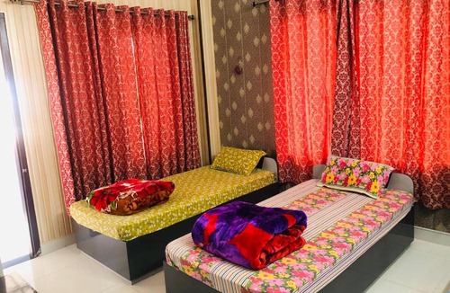 Siliguri Apartment | Osho Sumeru Homestay W Veg Wifi Parking
