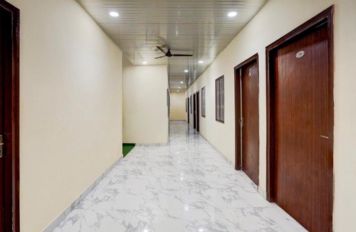 Mohangarh Hotel | OYO Collection O Govind Vihar Matiyari Formerly Saffron