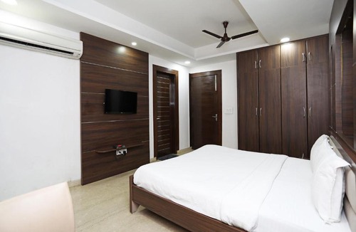 Charbagh Hotel | OYO Hotel Anusuiya Palace