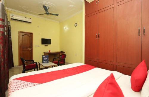 Gomti Nagar Hotel | OYO Mangalam The Guest House Near Indira Nagar Metro Station
