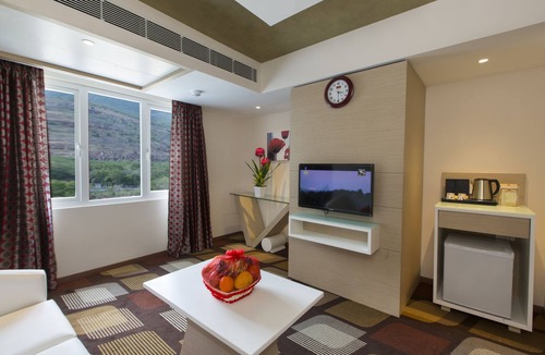 Tirupati Hotel | Pai Viceroy