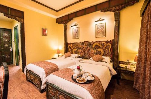 Varanasi Hotel | Palace On Ganges - Heritage Hotel