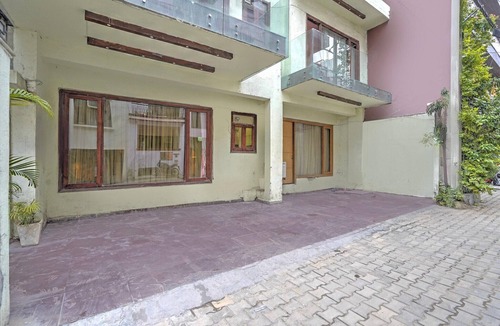 Sector D House | Palette Hotel And Resort Vasant Kunj