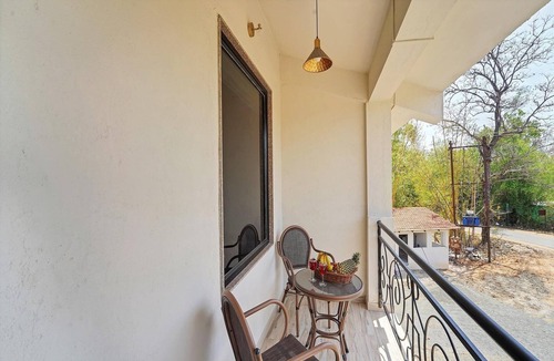 Kohka House | Palette Orient Greenz Pench by CheckIn