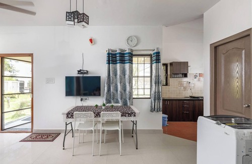 Hosur Villa | Paradise Pool Villa by Stayjadepool30min E-city