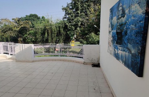 Gomti Nagar Apartment | Park View