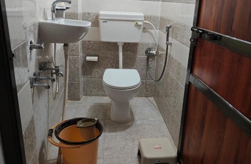 Shahganj Bed & Breakfast | Parnkuti Homestay