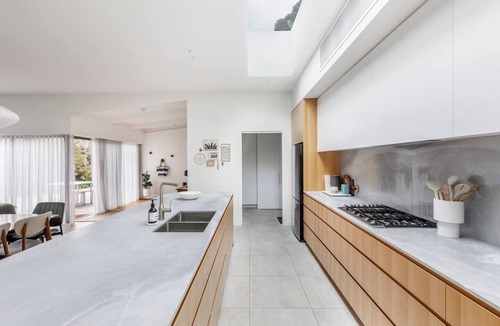 Rosebud House | Pavilion Verde Designer Retreat near Rosebud Beach