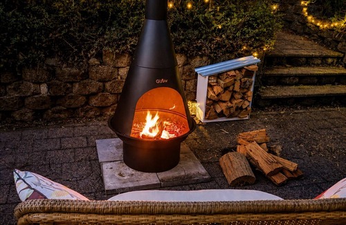Smiths Lake House | Peaceful Coastal Getaway - Fire Pit, BBQ & Gardens