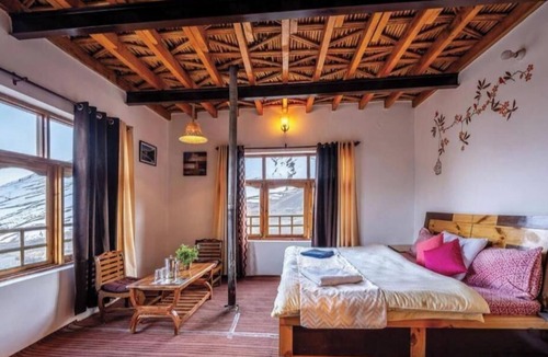 Spiti Bed & Breakfast | Pema’s Cottage – Superior King Room, Chicham Bridge Views (Spiti Valley)
