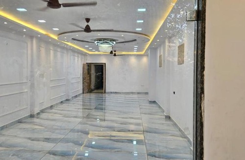 Allahabad Hotel | PEPAL TREE Hotel