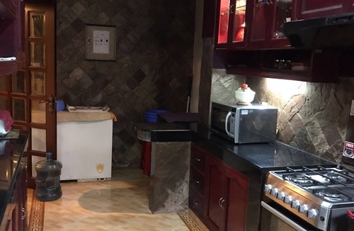 Gulshan House | per night/monthly 3200sqft full furnished apartment antique furniture gulshan