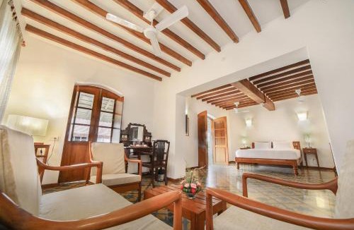 White Town Hotel | Petit Palais by CROSSWAY